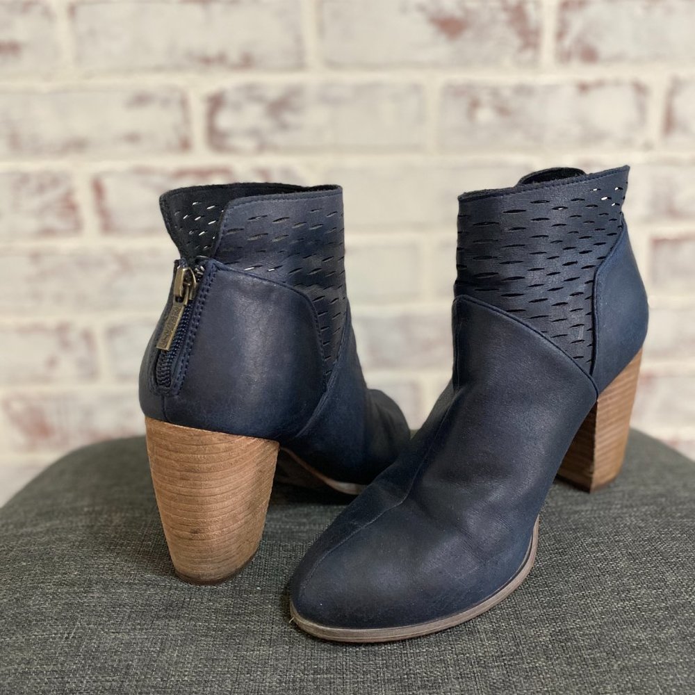 Michael Antonio Black Womens Mister Ankle Boots